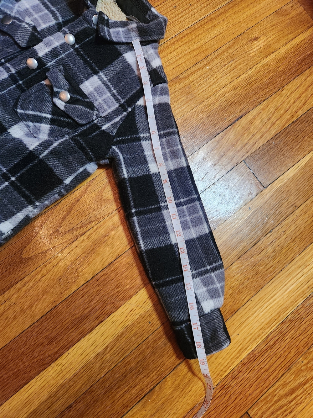 Eddie Bauer Black & Gray Plaid Sherpa-Lined Kids Jacket Size 4/5 - Picture 12 of 15